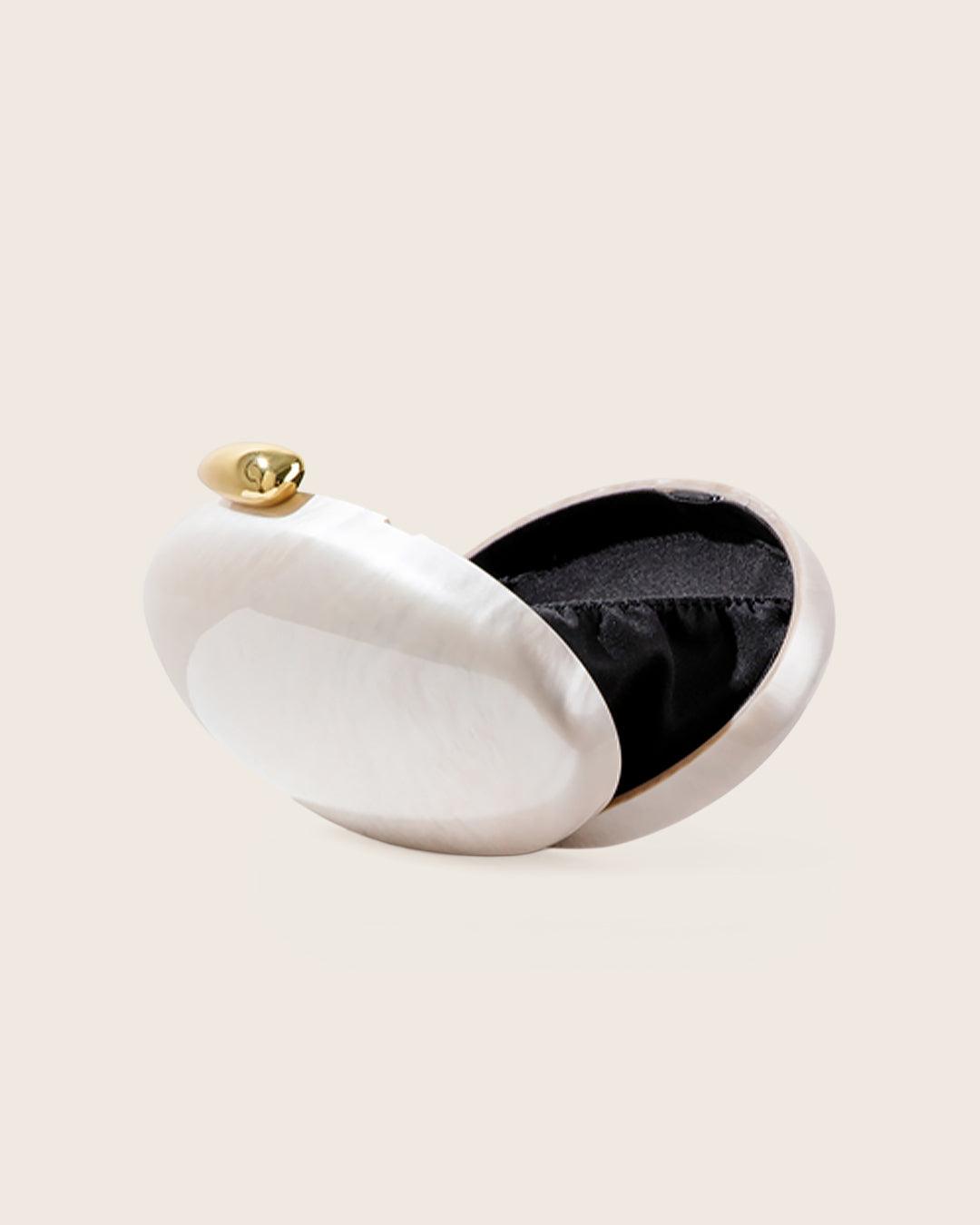 Pearl Egg Clutch