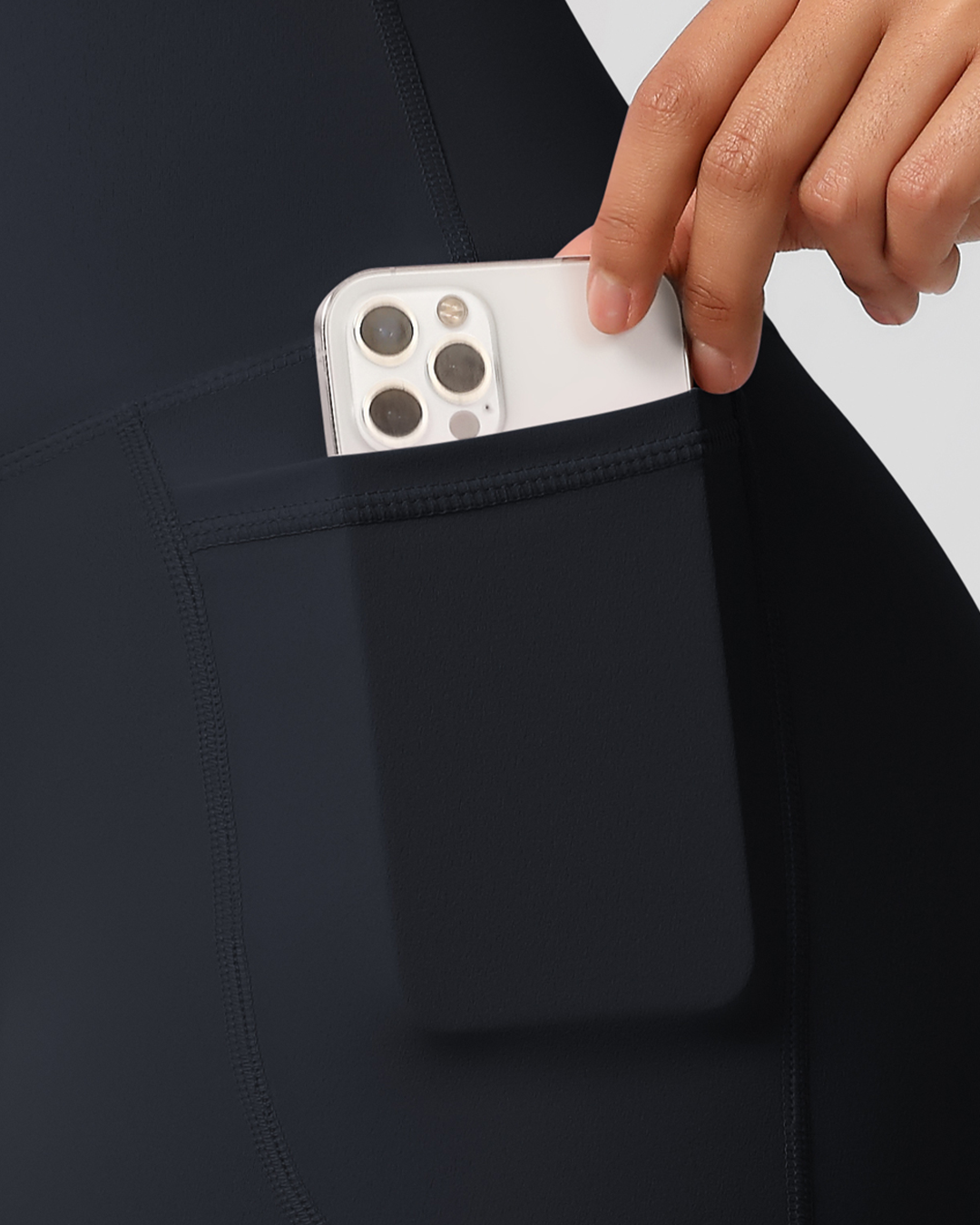 Motion Pocket Shorts